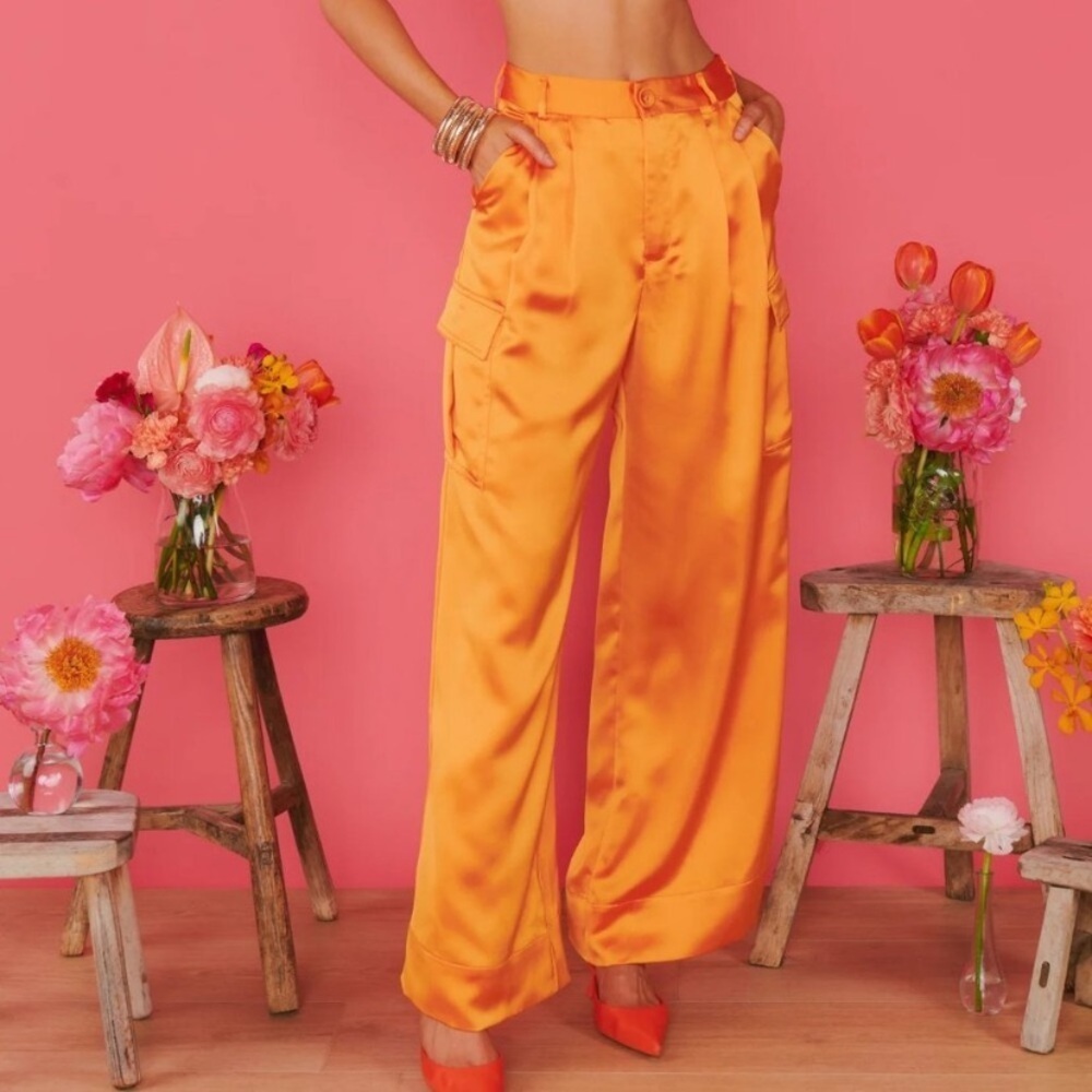New Show Me Your MuMu Cameo Wide Leg Cargo Pants Size XL Satin Tangerine